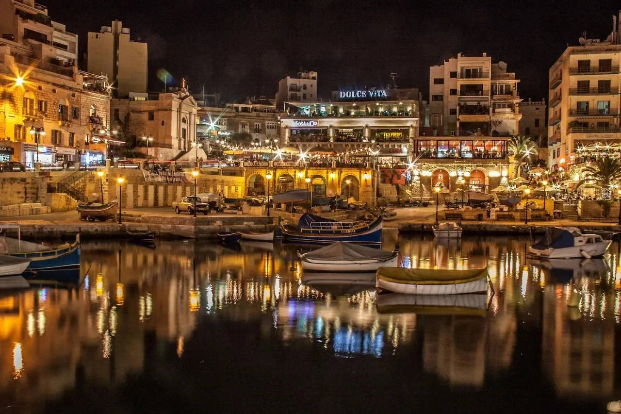 Modern 1Br Apartment Central Location Gzira 0*,  Malta