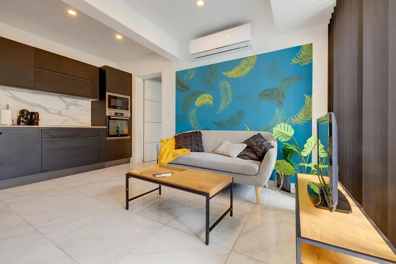 Modern 1Br Apartment Central Location Gzira 0*,  Malta