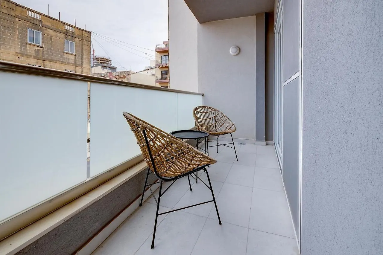 Modern 1Br Apartment Central Location Gzira 0*,  Malta