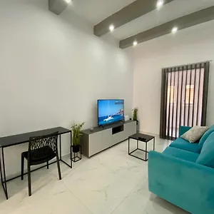Seaside In Apartment